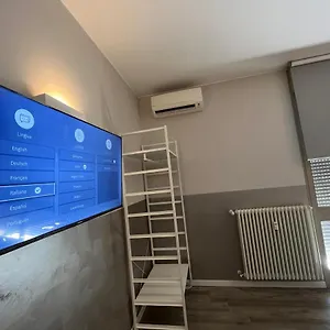 Automatic Self Check-in , Bergamo Włochy